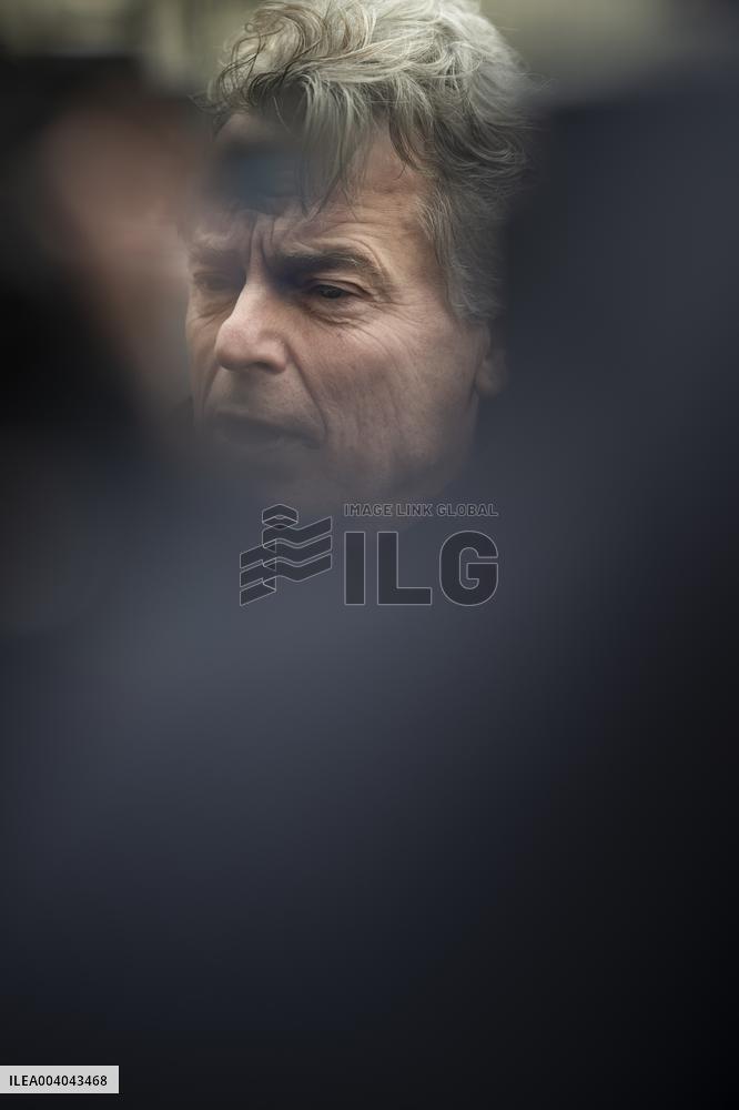 French President and Party Leaders Meet on Ukraine Crisis - Paris