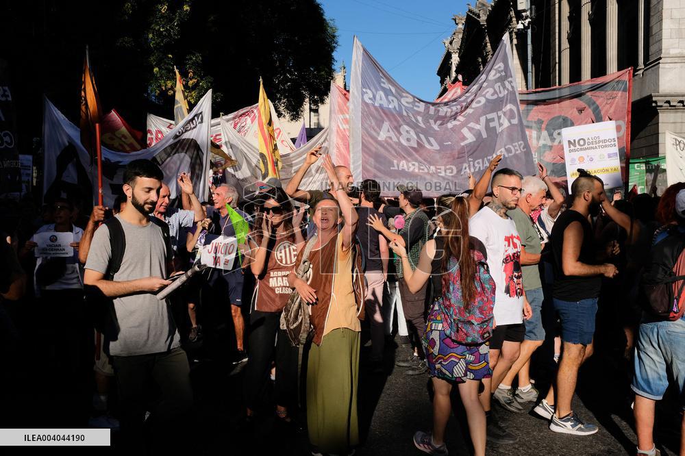 Pensioners Demonstrate Buenos Aires