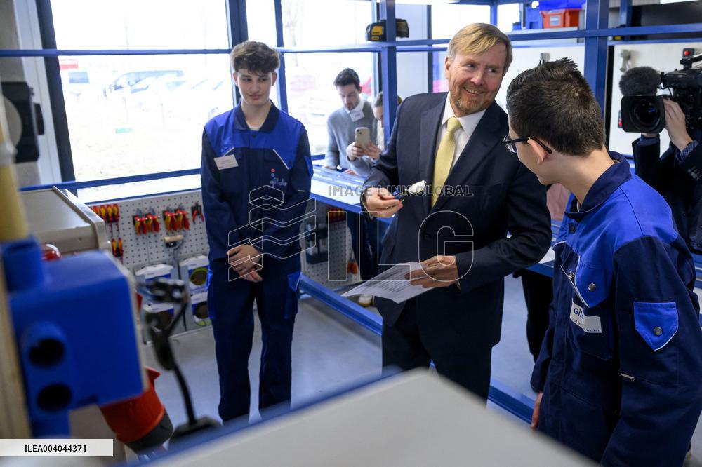 King Willem-Alexander Opens Guild Technical College - Netherlands