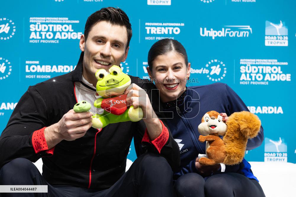SPORT INVERNALI - Pattinaggio sul Ghiaccio - Figure Skating - Road to 26 Trophy
