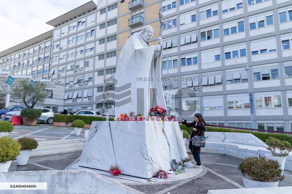 Gemelli Polyclinic During The Days Of Pope Francis' Hospitalization - Rome