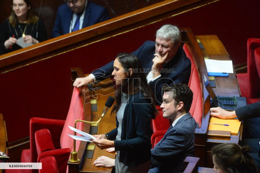 Questions to the Government - Paris