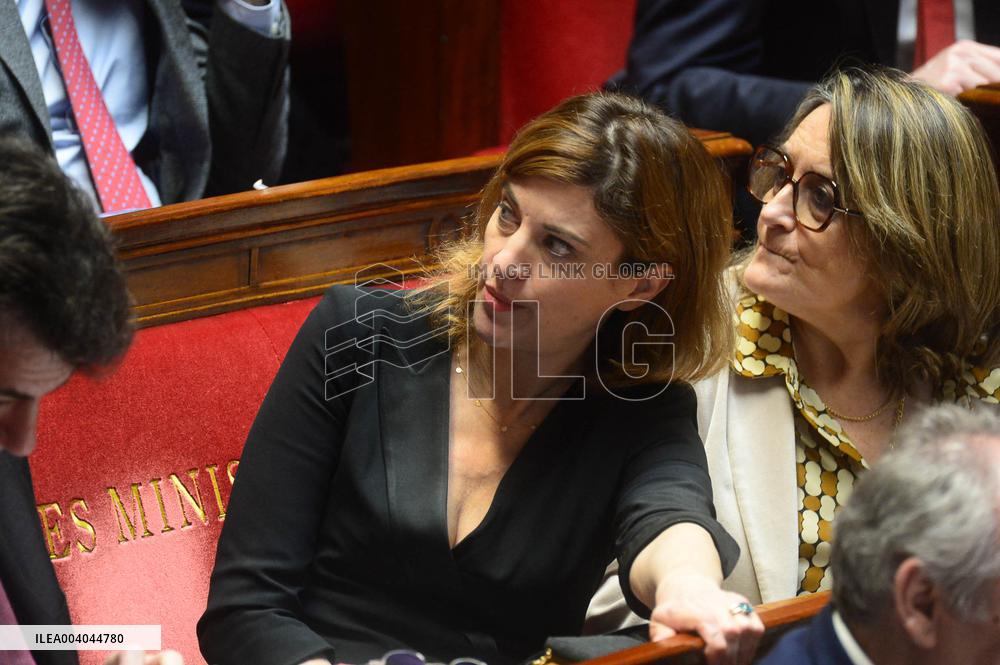 Questions to the Government - Paris