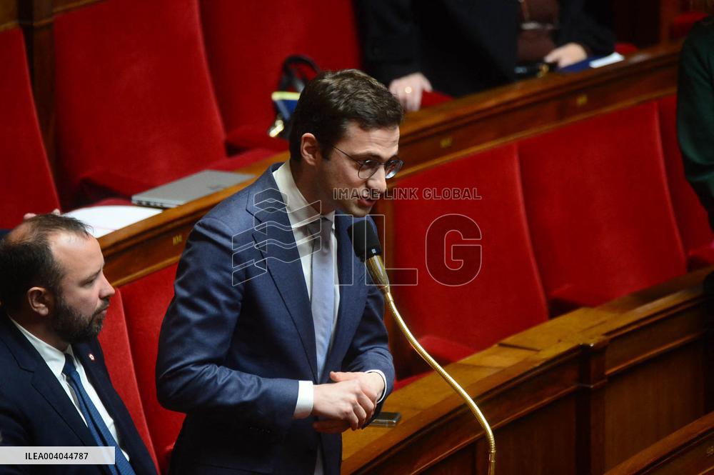 Questions to the Government - Paris