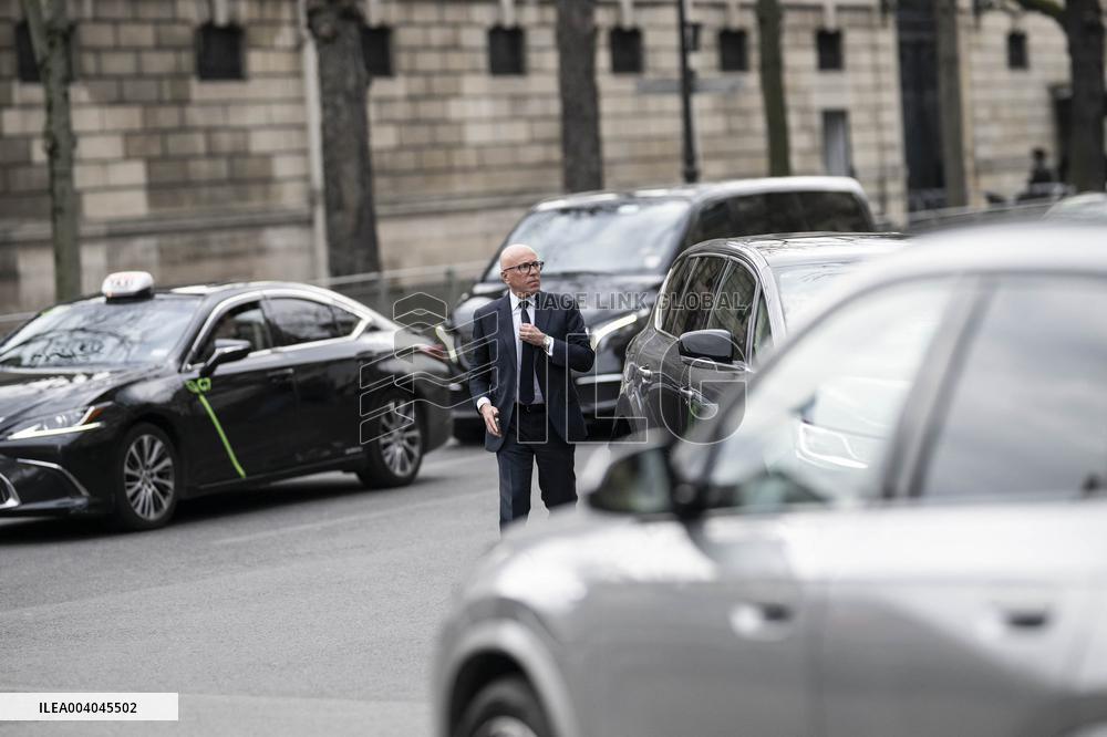 French President and Party Leaders Meet on Ukraine Crisis - Paris