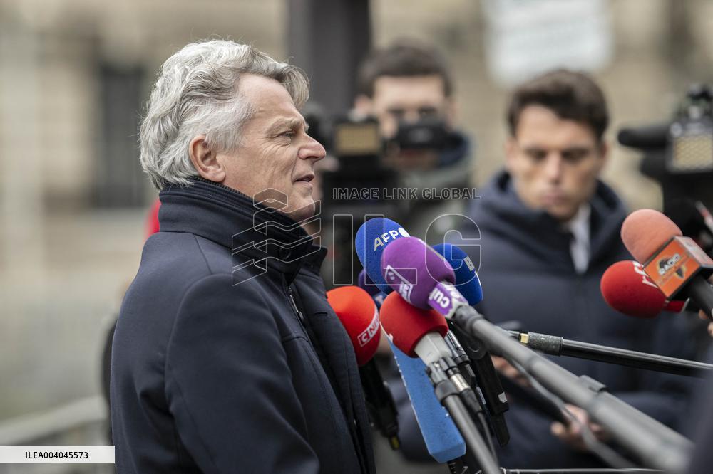 French President and Party Leaders Meet on Ukraine Crisis - Paris