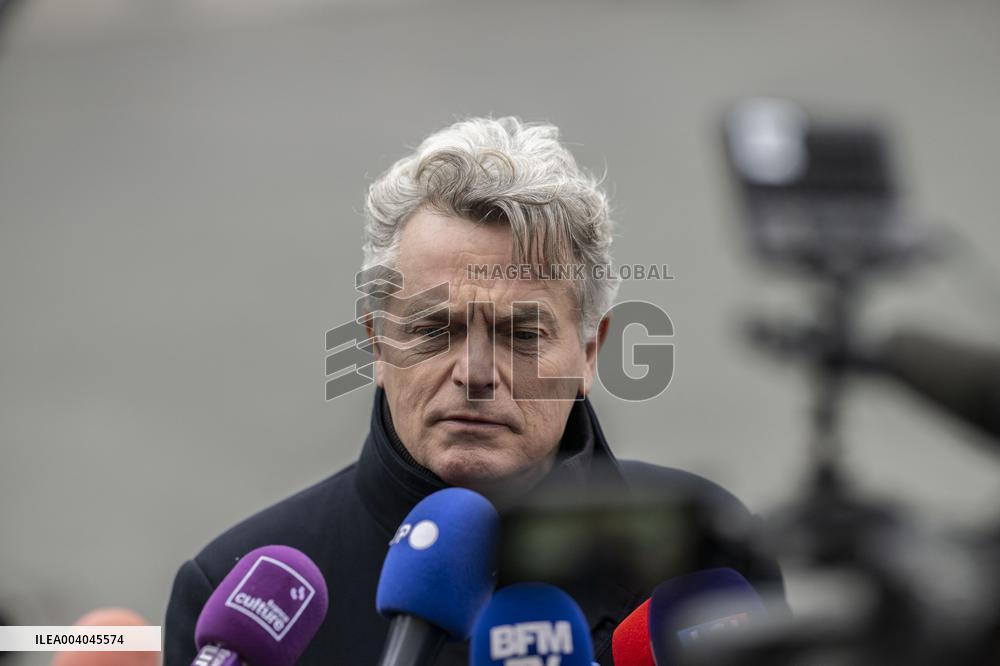 French President and Party Leaders Meet on Ukraine Crisis - Paris