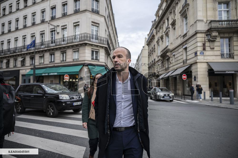 French President and Party Leaders Meet on Ukraine Crisis - Paris