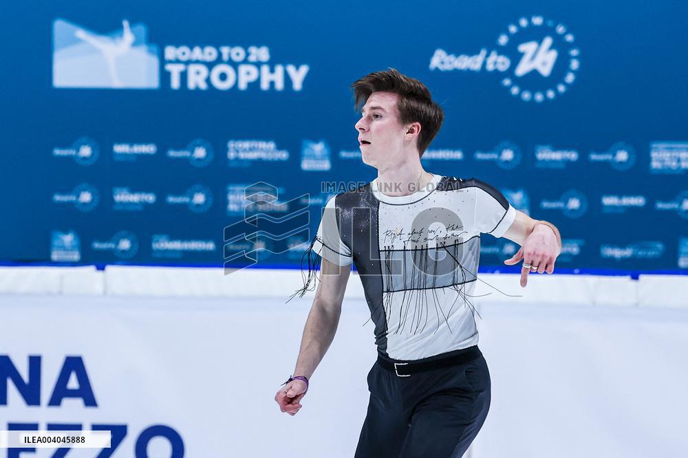 SPORT INVERNALI - Pattinaggio sul Ghiaccio - Figure Skating - Road to 26 Trophy