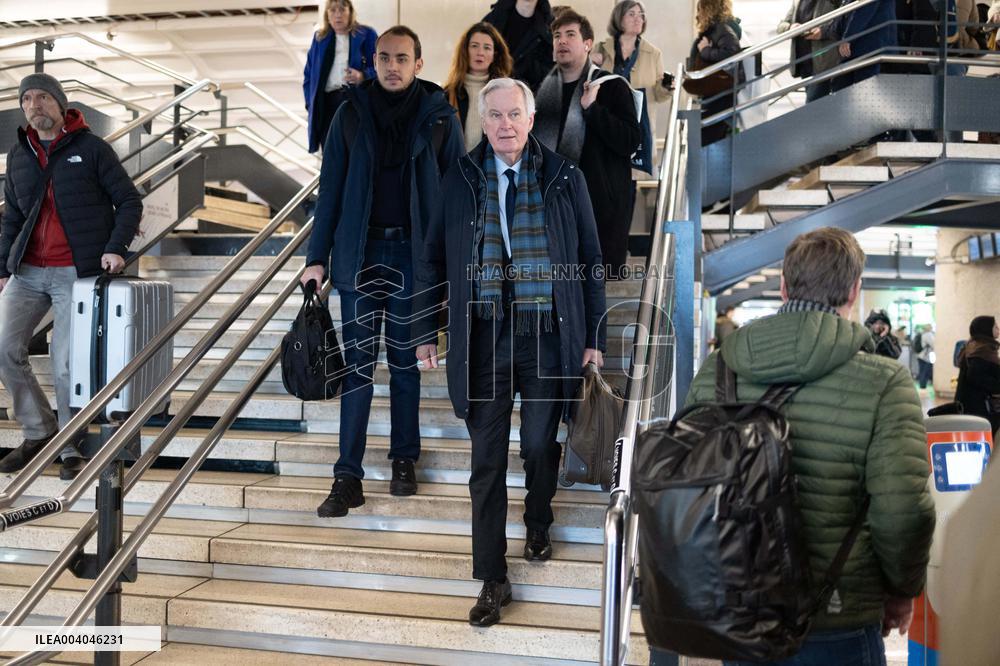 Michel Barnier takes the train - Lyon RL