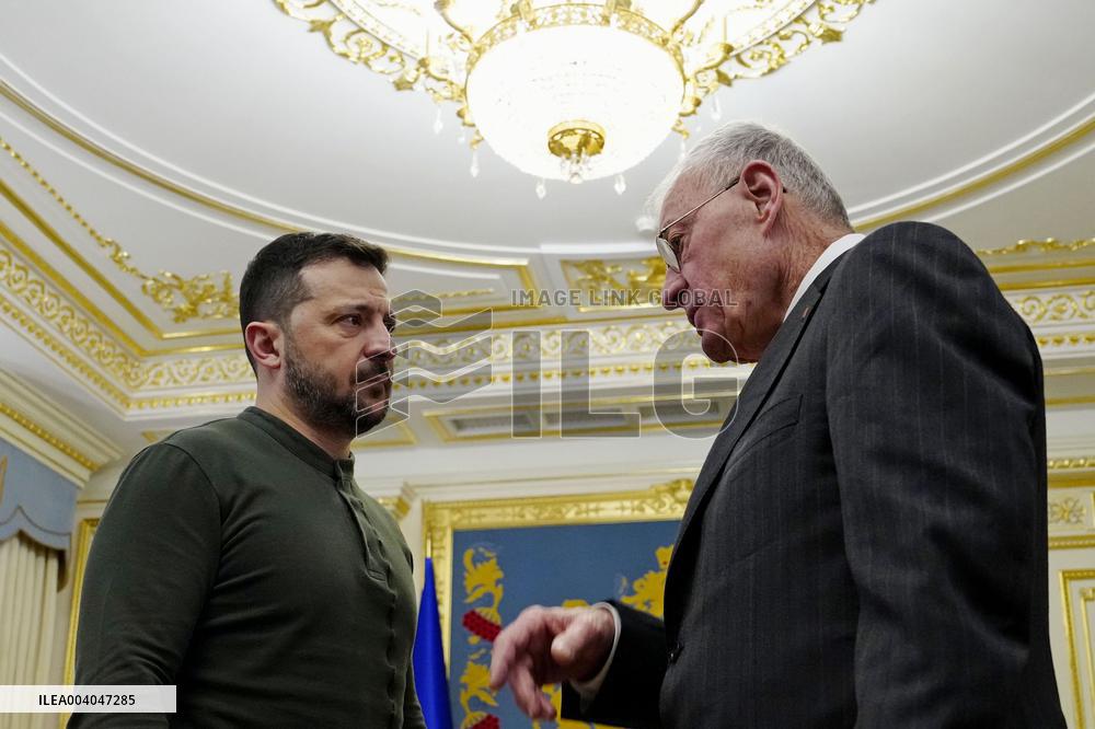 Ukrainian President Zelenskyy meets U.S. envoy Kellogg