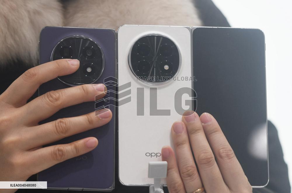 OPPO Find N5 Foldable Screen Phone