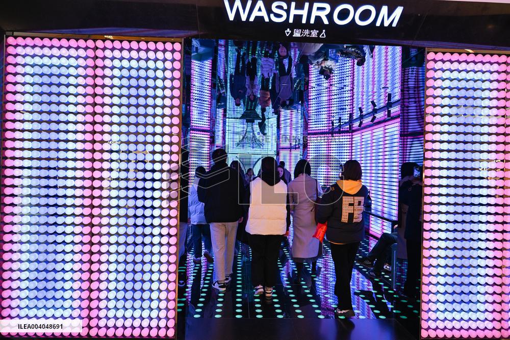 Nanjing Deji Plaza Become The World's Single Shopping Mall Sales Champion