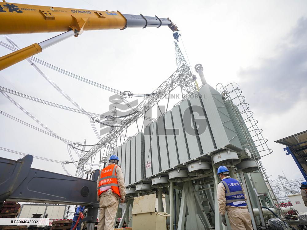 world First AC/DC Joint Construction Ultra-high Voltage Conver