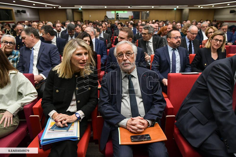 Meeting of French Government Officials - Paris