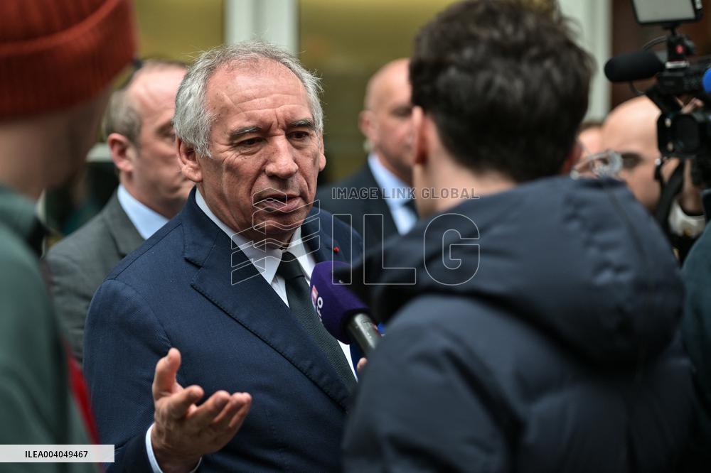 Presser after a meeting of French government officials in Paris - FA