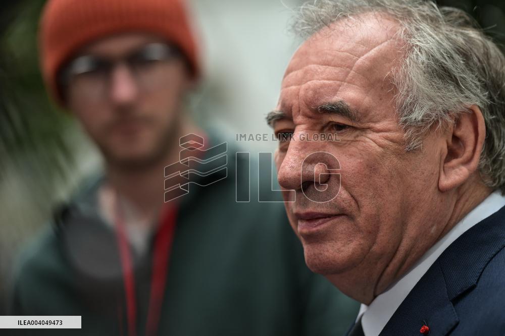 Presser after a meeting of French government officials in Paris - FA