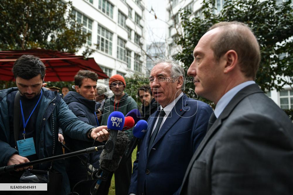 Presser after a meeting of French government officials in Paris - FA