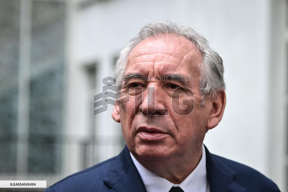 Presser after a meeting of French government officials in Paris - FA