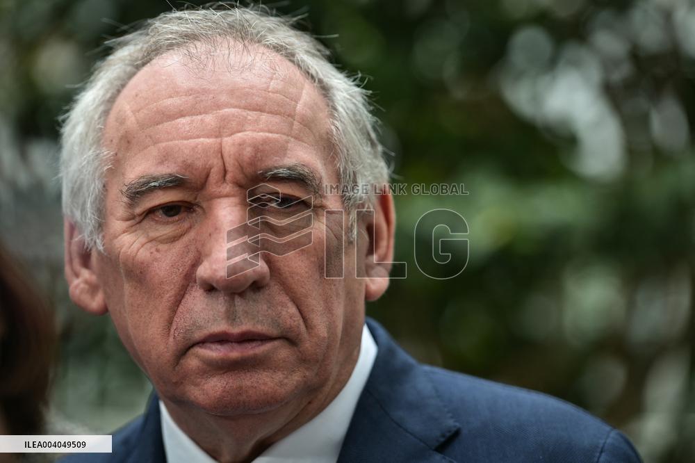 Presser after a meeting of French government officials in Paris - FA