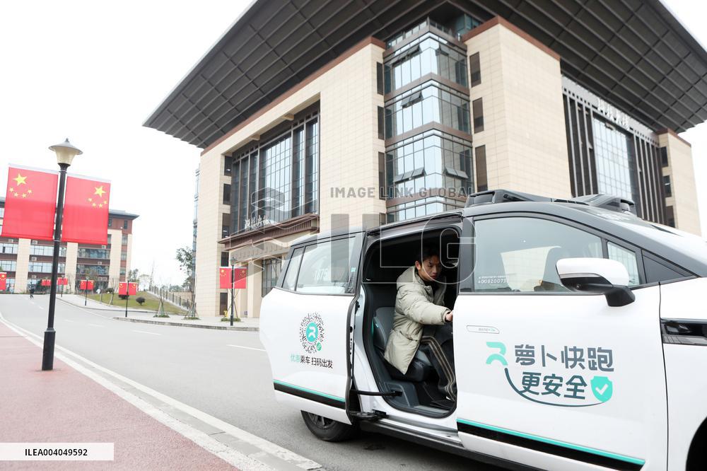 China First on-campus Autonomous Driving Service Station in C