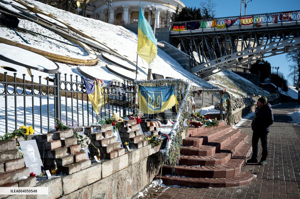 Kyiv pays tribute to Heavenly Hundred Heroes