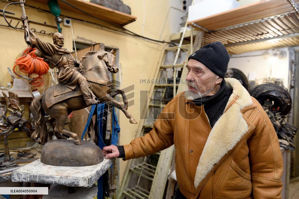Interview of Ukrainian sculptor Anatolii Kushch