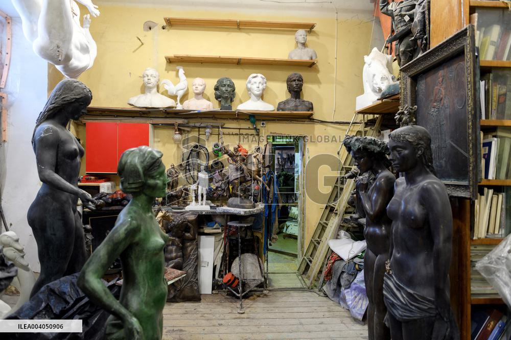 Interview of Ukrainian sculptor Anatolii Kushch