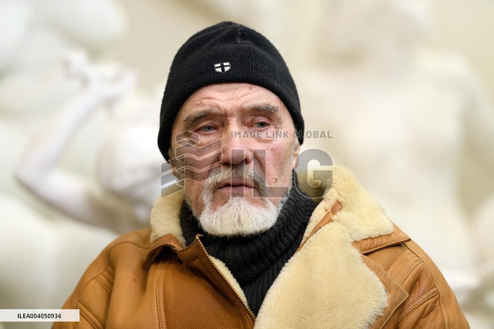 Interview of Ukrainian sculptor Anatolii Kushch