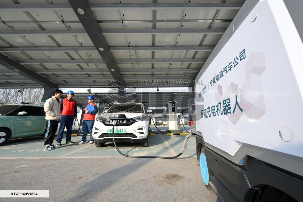 Intelligent Robot Charging Service