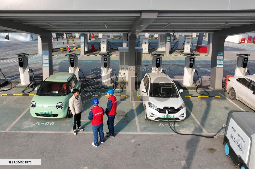 Intelligent Robot Charging Service