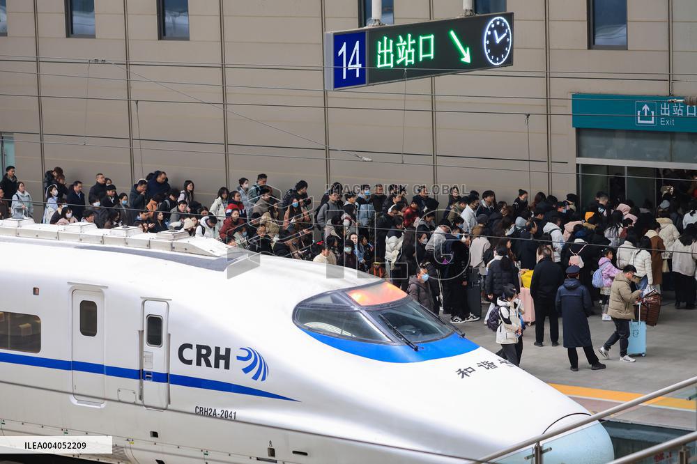 2025 Spring Festival Travel Rush End