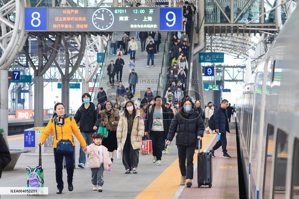 2025 Spring Festival Travel Rush End