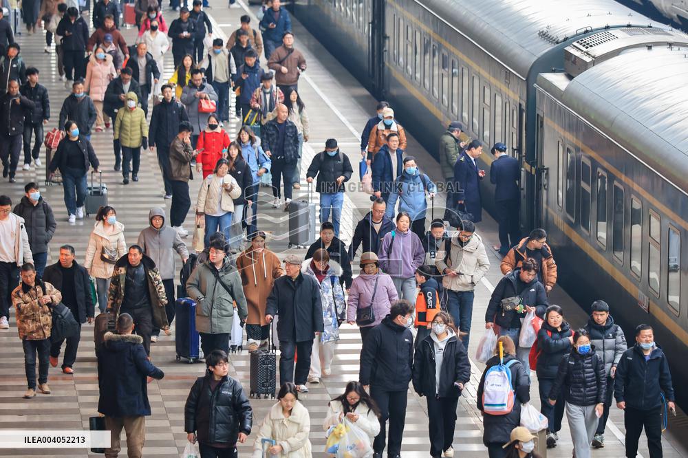 2025 Spring Festival Travel Rush End