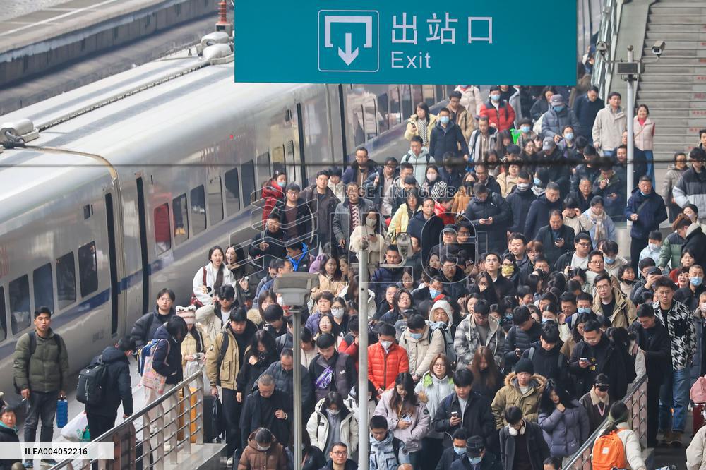 2025 Spring Festival Travel Rush End