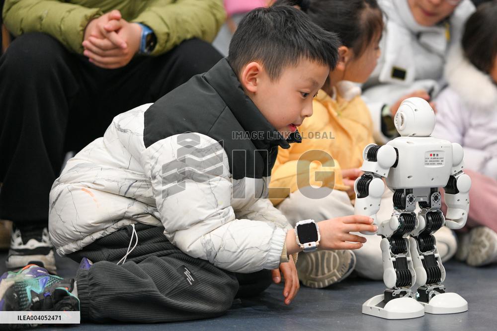2025 Popular Science ｡､AI Robot Exhibition in Nanjing