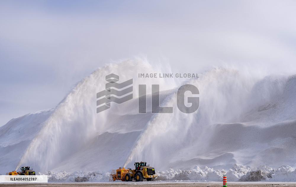 Angrignon Snow Deposit - Montreal