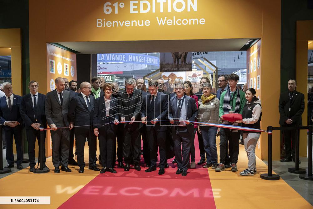 President Macron inaugurates the International Agricultural Show - Paris