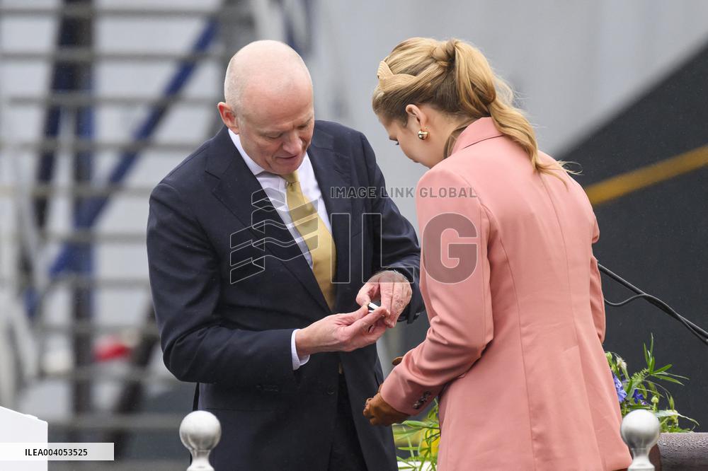 First Official Solo Job Of Princess Amalia - Netherlands