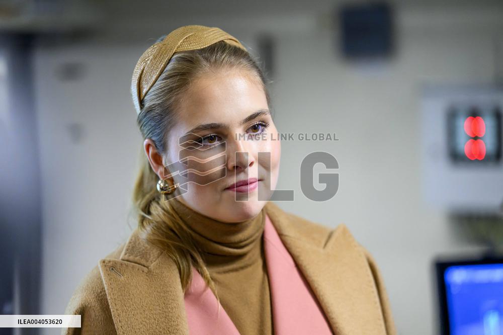 First Official Solo Job Of Princess Amalia - Netherlands
