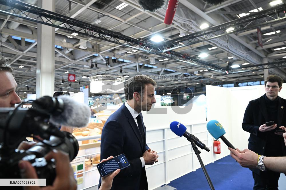 Statement by President Macron following the Mulhouse attack, at Agricultural Fair - Paris