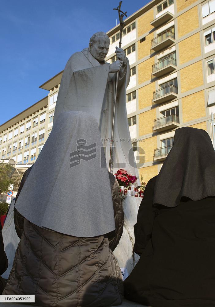 Nuns And Priests Pray For Pope Francis - Rome