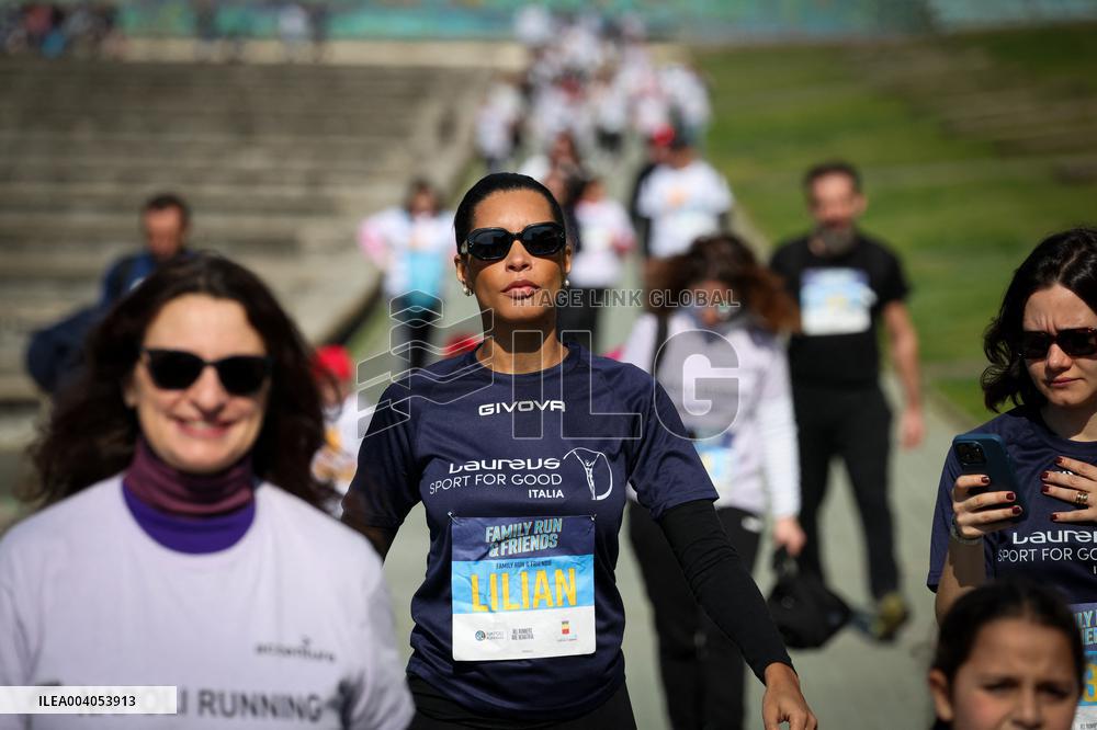 Boris Becker And Wife At Half Marathon - Naples