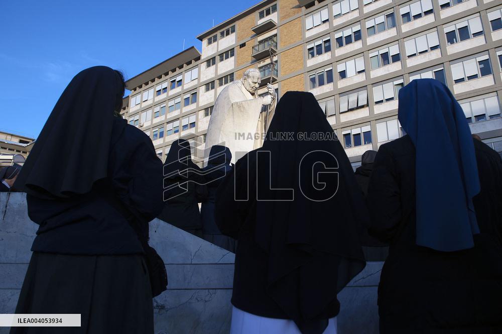 Nuns And Priests Pray For Pope Francis - Rome