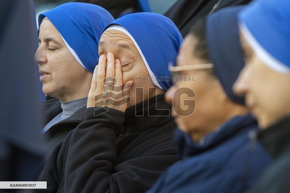 Nuns And Priests Pray For Pope Francis - Rome