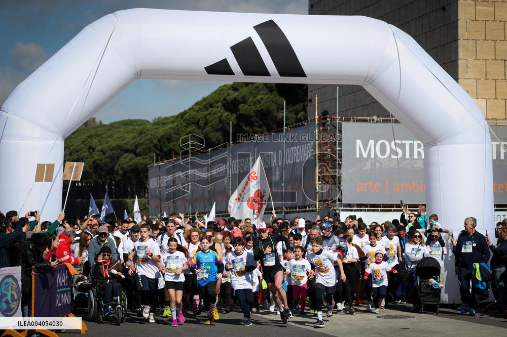 Boris Becker And Wife At Half Marathon - Naples