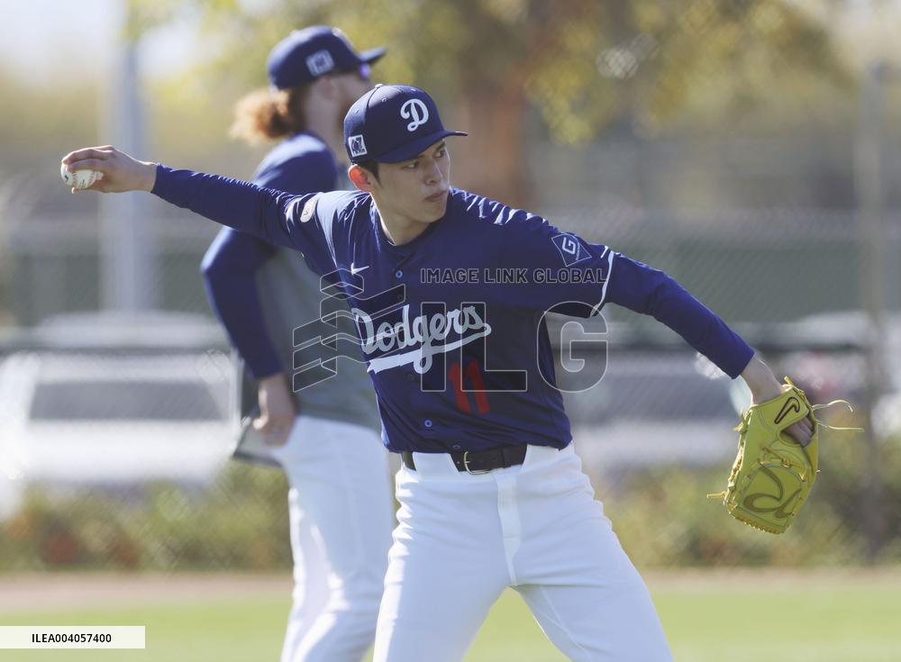 Baseball: MLB spring training