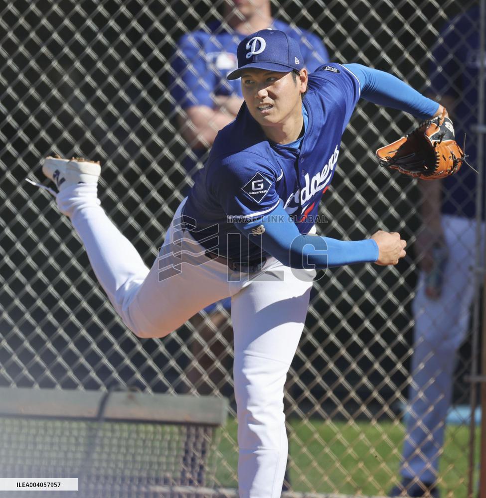 Baseball: MLB spring training