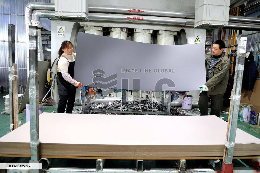 World First Aldehyde-free Density Board Production Line