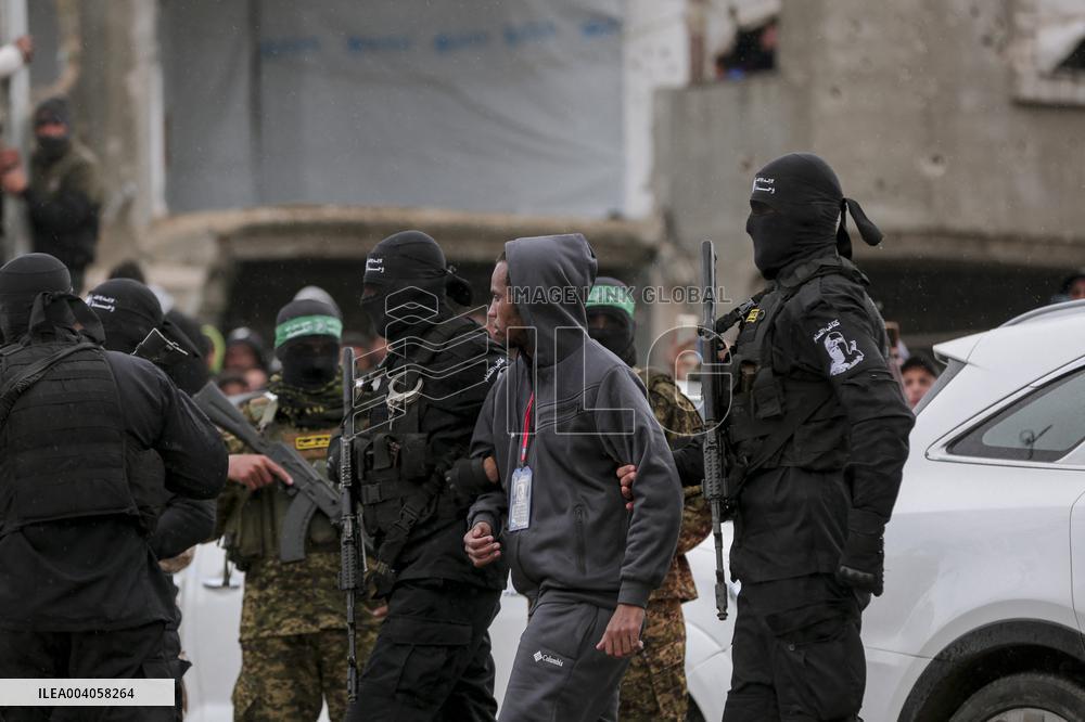 Hamas Hands Over Israeli Hostages To Red Cross In Gaza